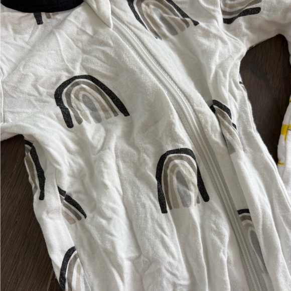 Kyte BABY Assorted Rompers and Sleepers Collection - Picture 5 of 5